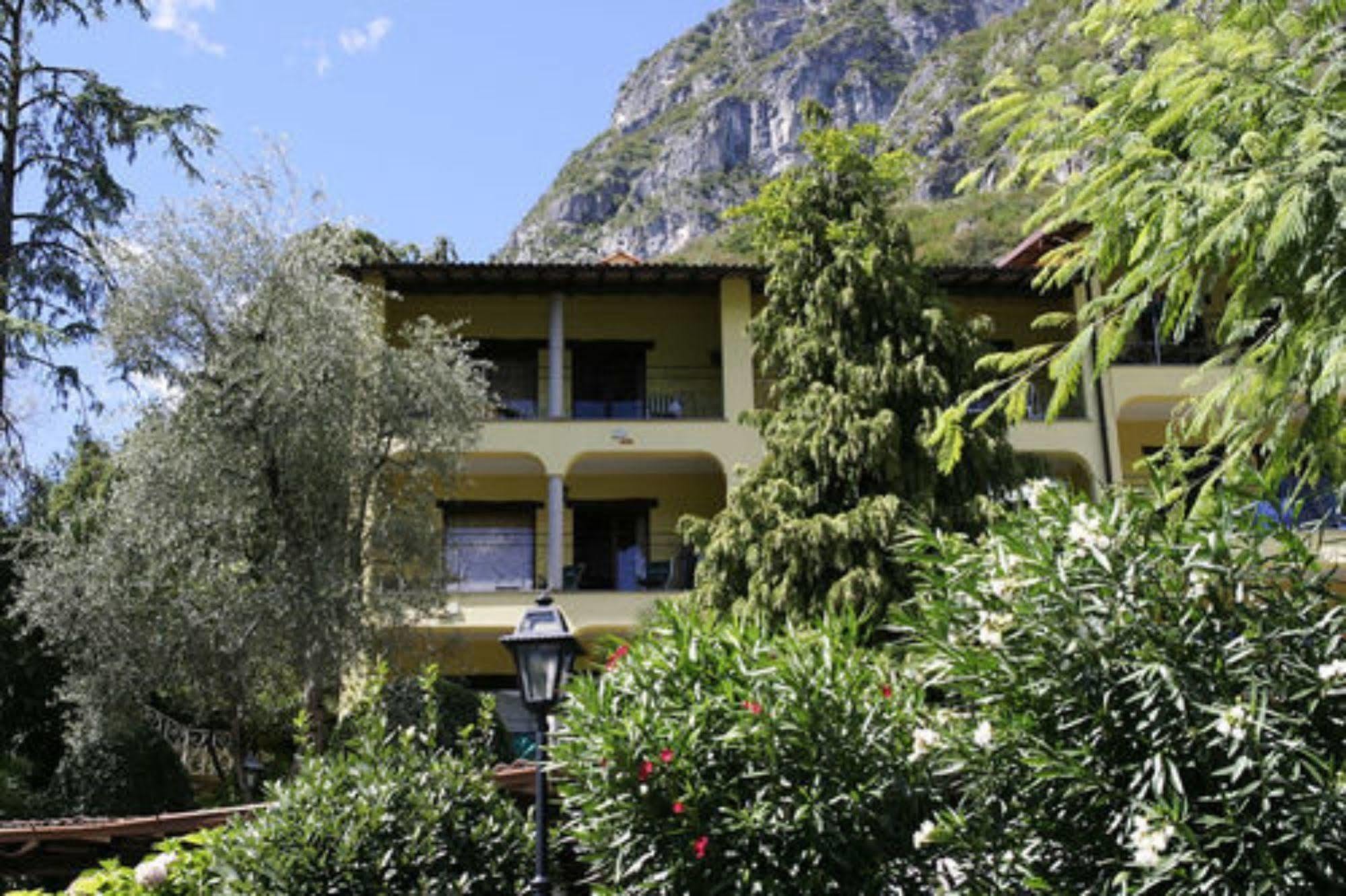 Residenza Lago Di Lugano Cima Exterior foto